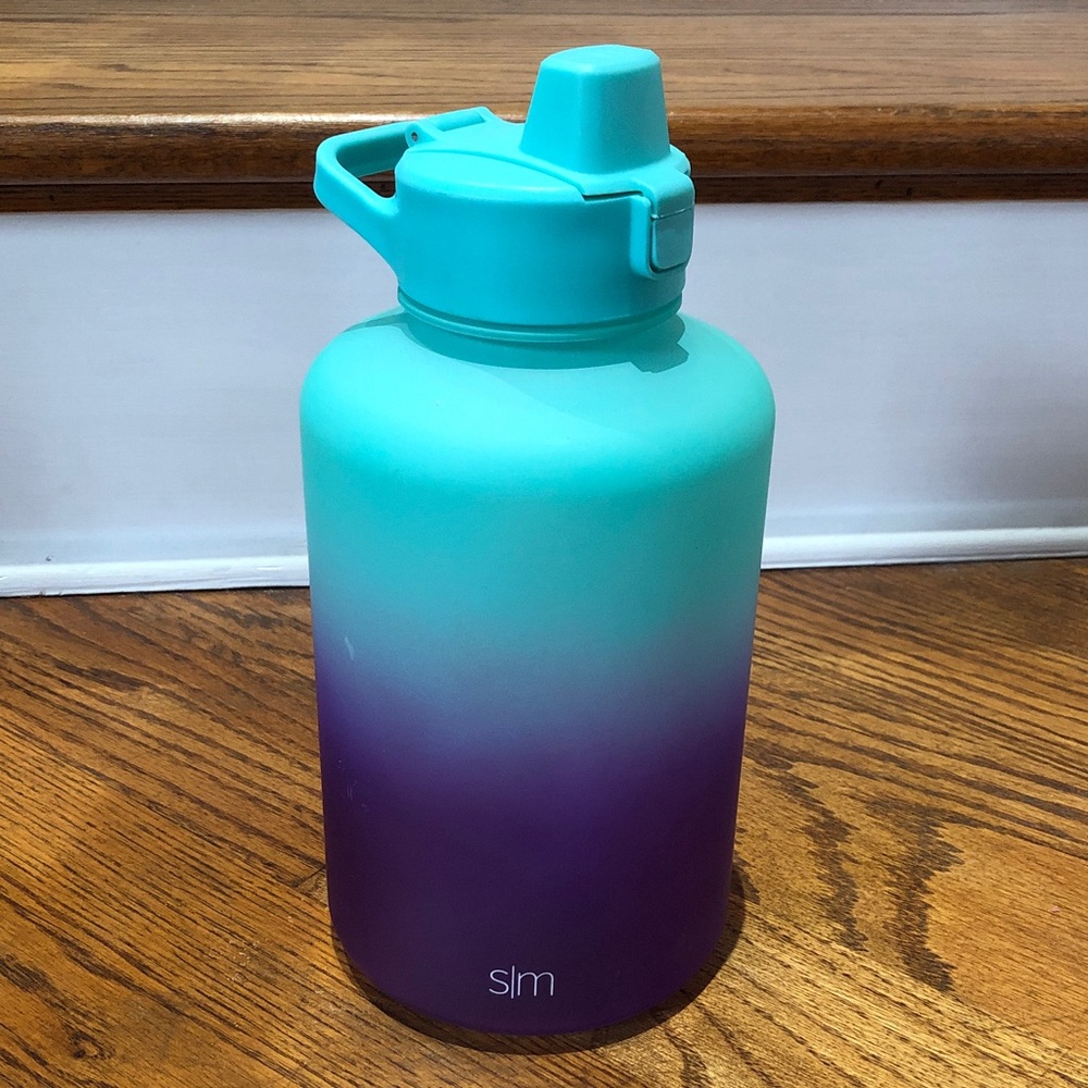 Simple Modern Water Jug!